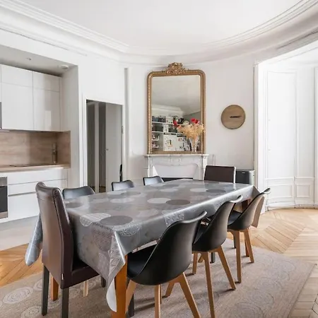 Haussmannien De Grand Luxe Paris